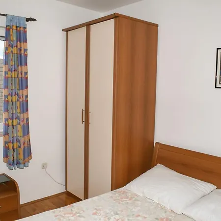 Frida Apartment